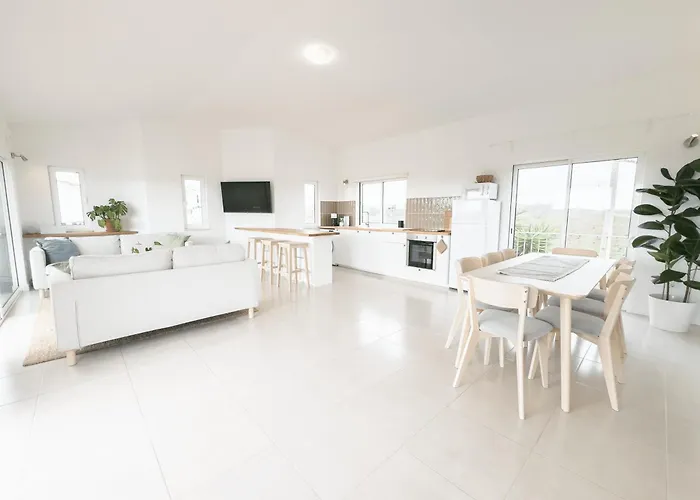 Algarve Windmill, And Pool 2000m To The 別荘 *