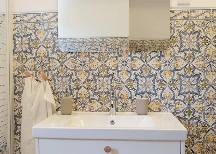 Algarve Windmill, And Pool 2000m To The *