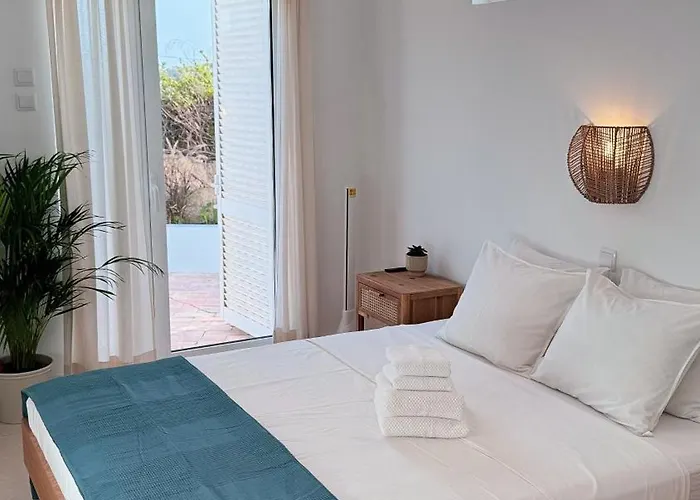 Algarve Windmill, And Pool 2000m To The *