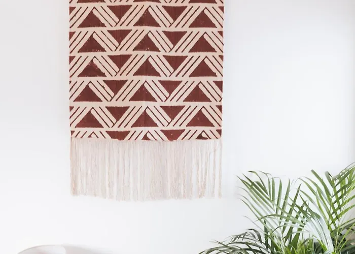 Algarve Windmill, And Pool 2000m To The Figueira