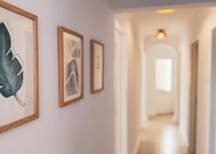 Algarve Windmill, And Pool 2000m To The Figueira