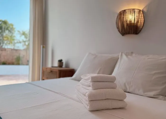 Algarve Windmill, And Pool 2000m To The *