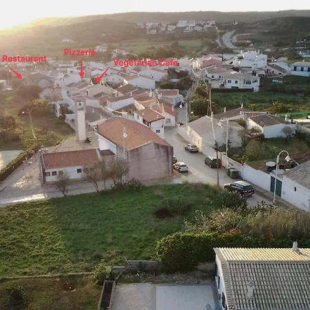 Algarve Windmill, And Pool 2000m To The 度假居